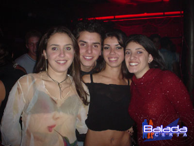 Balada: Fotos na Ibiza