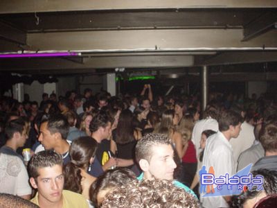 Balada: Fotos na Ibiza