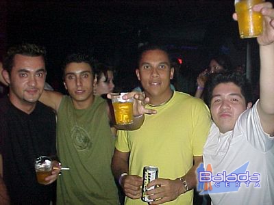 Balada: Fotos na Ibiza