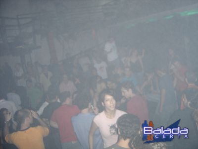 Balada: Fotos de Sexta-feira na Ibiza