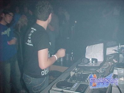 Balada: Fotos na Anzu com Dj Skazi