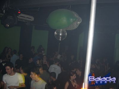 Balada: Fotos de Sexta-feira na Lemon