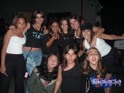 Balada: Fotos da Festa do Preto e Branco do Colgio Universitrio