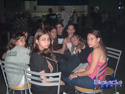 Balada: Fotos da Festa do Preto e Branco do Colgio Universitrio