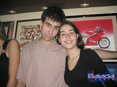 Balada: Fotos de Sbado no Happy News