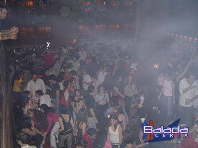 Balada: Fotos de Sexta no Happy News