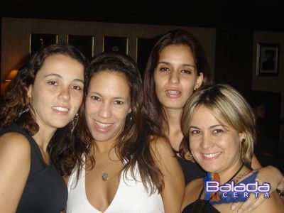 Balada: Fotos de Sexta no Happy News