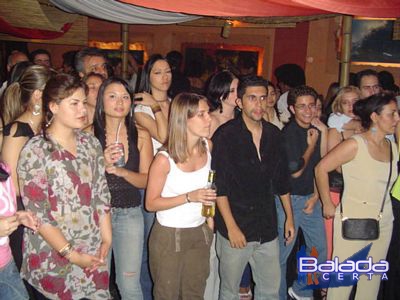 Balada: Fotos da Festa rabe no Kioski