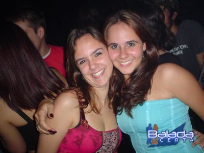 Balada: Fotos de Segunda-feira, feriado, na e-muzik