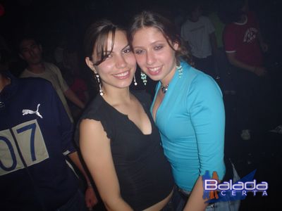 Balada: Fotos de Segunda-feira, feriado, na e-muzik