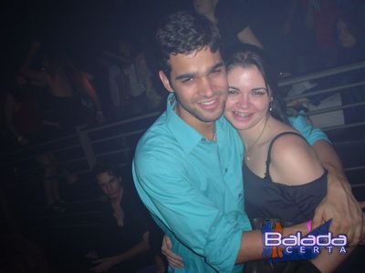 Balada: Fotos de Segunda-feira, feriado, na e-muzik