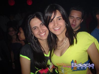 Balada: Fotos de Segunda-feira, feriado, na e-muzik