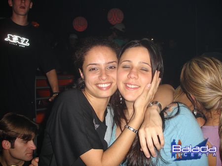 Balada: Fotos de quinta-feira na e-muzik