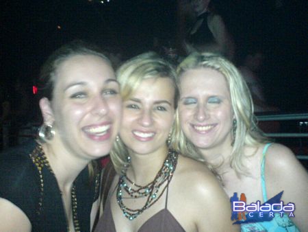 Balada: Fotos de Sbado no aniversrio do Dj Breder na e-muzik