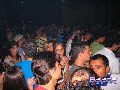 Balada: Fotos de quinta-feira na bano