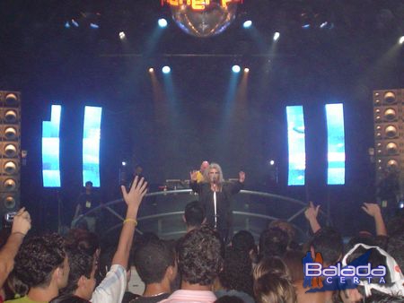 Balada: Fotos de Sexta-feira no Planet Pop Festival 2005