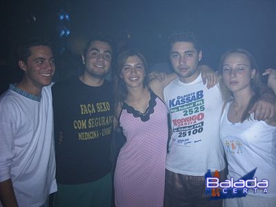 Balada: Fotos da Festa do Pijama em Guarulhos