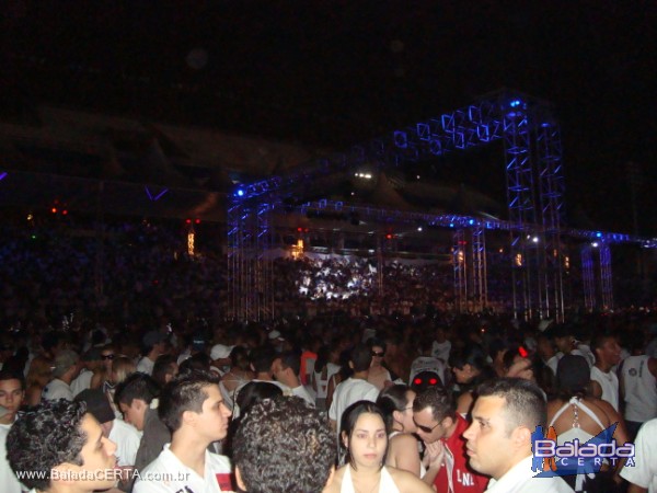 Balada: Fotos do mega evento Spirit of London White no Sambdromo Anhembi em So Paulo/SP