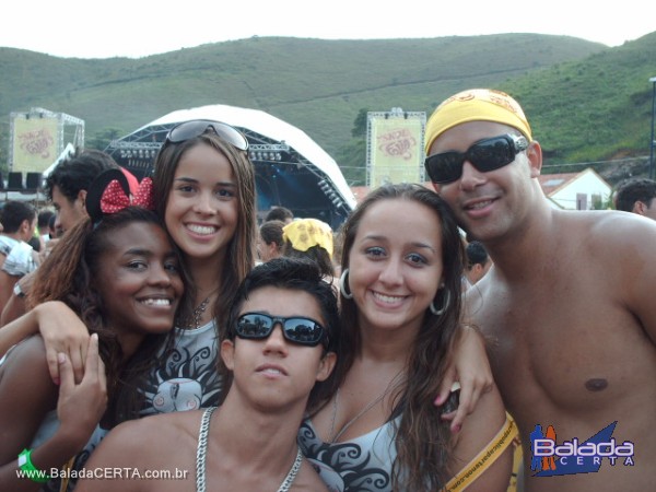 Balada: Fotos do carnaval em Ouro Preto 2009 com o Bloco do Caixo e Show do Monobloco