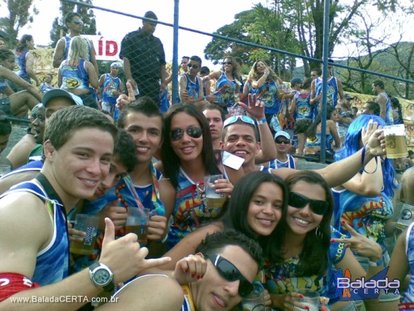 Balada: Fotos do carnaval em Ouro Preto 2009 com o Bloco Diretoria