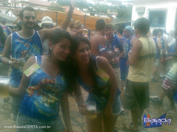 Balada: Fotos do carnaval em Ouro Preto 2009 com o Bloco Diretoria