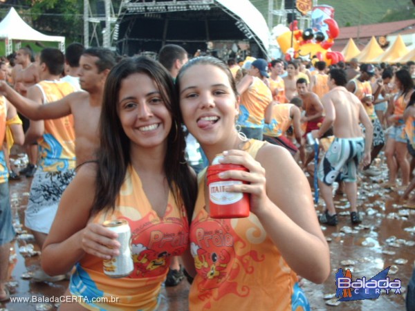 Balada: Fotos do carnaval em Ouro Preto 2009 com o Bloco da Praia