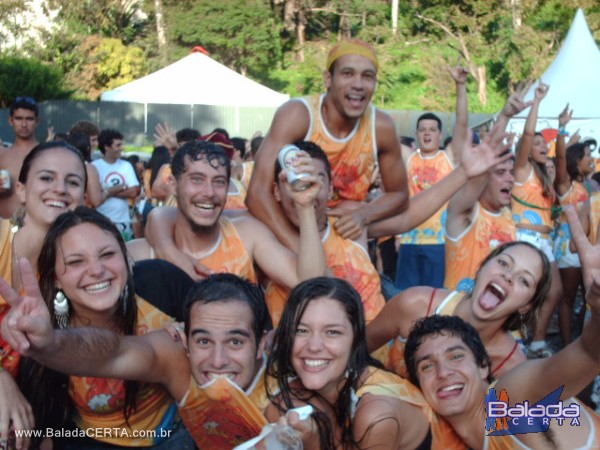 Balada: Fotos do carnaval em Ouro Preto 2009 com o Bloco da Praia