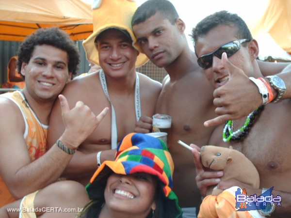 Balada: Fotos do carnaval em Ouro Preto 2009 com o Bloco da Praia