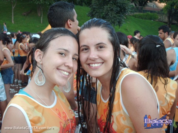 Balada: Fotos do carnaval em Ouro Preto 2009 com o Bloco da Praia