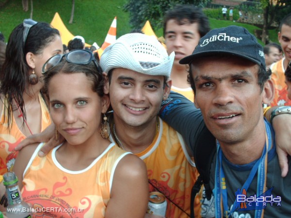 Balada: Fotos do carnaval em Ouro Preto 2009 com o Bloco da Praia