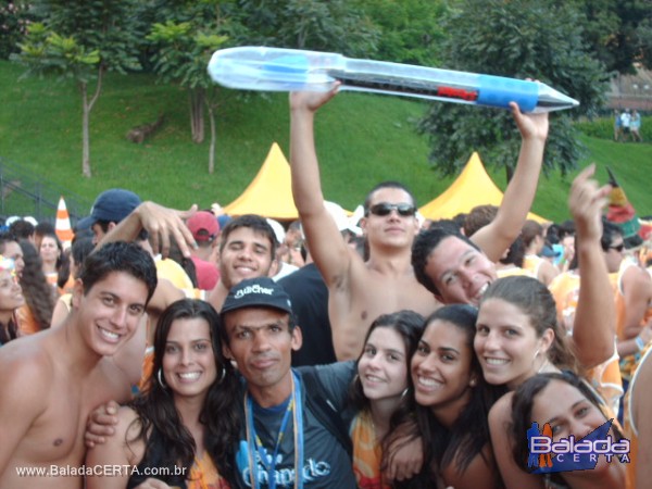 Balada: Fotos do carnaval em Ouro Preto 2009 com o Bloco da Praia