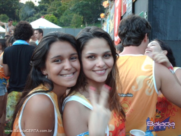 Balada: Fotos do carnaval em Ouro Preto 2009 com o Bloco da Praia