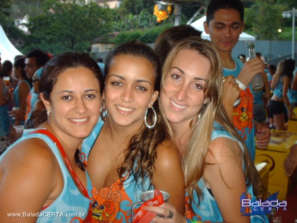 Balada: Fotos do carnaval em Ouro Preto 2009 com o Bloco da Praia