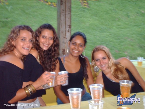 Balada: Fotos do carnaval em Ouro Preto 2009 com o Bloco da Praia