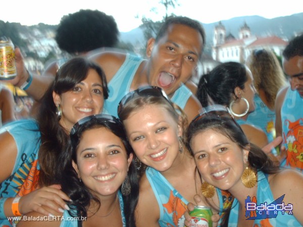 Balada: Fotos do carnaval em Ouro Preto 2009 com o Bloco da Praia