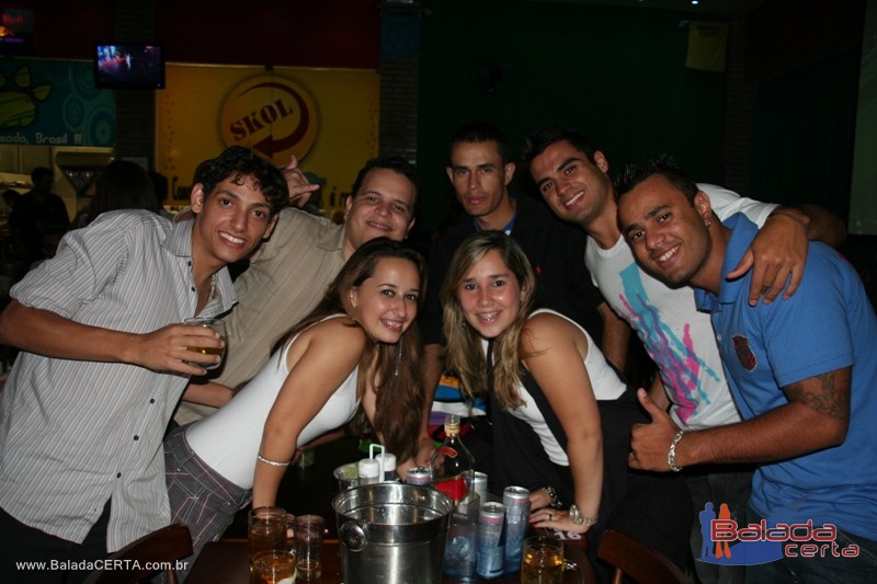 Balada: Fotos de quarta-feira na Nana Bar em guas Claras/DF