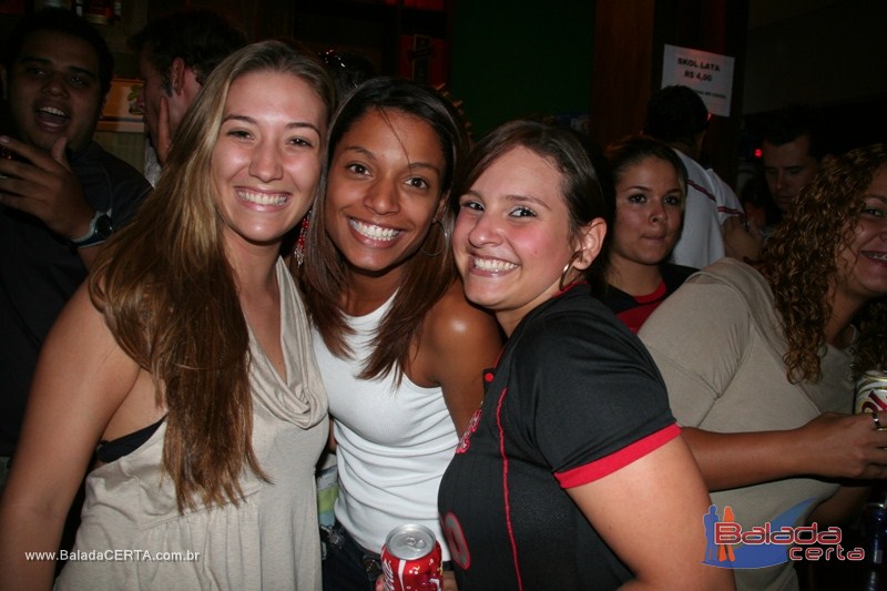 Balada: Fotos de domingo no Nana Bar em guas Claras - DF