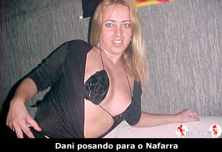 Balada: Dani pousando pro NaFarra.<br>Fonte: NaFarra