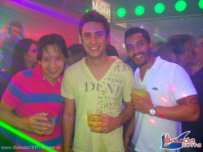 Balada: Fotos Edgar Fontes, no Caf Moah em Uberlandia