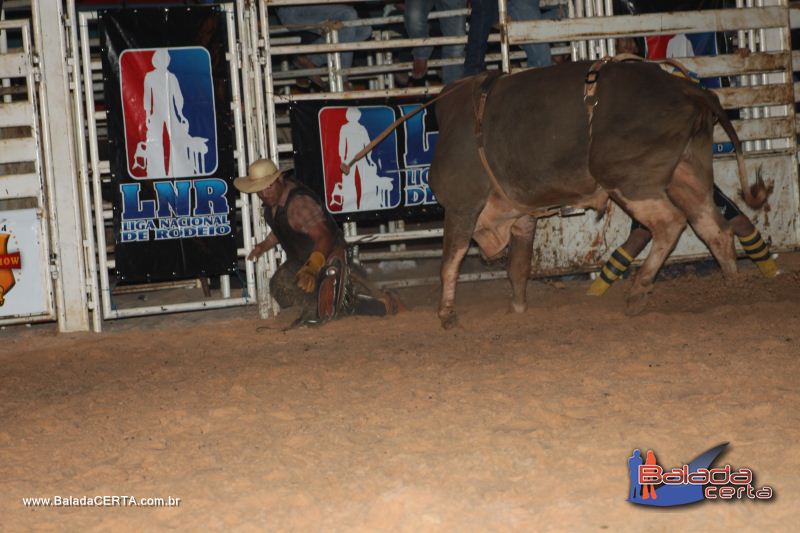 Balada: Braslia Rodeio Show - Parque Leo - DF