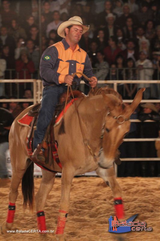 Balada: Braslia Rodeio Show - Parque Leo - DF