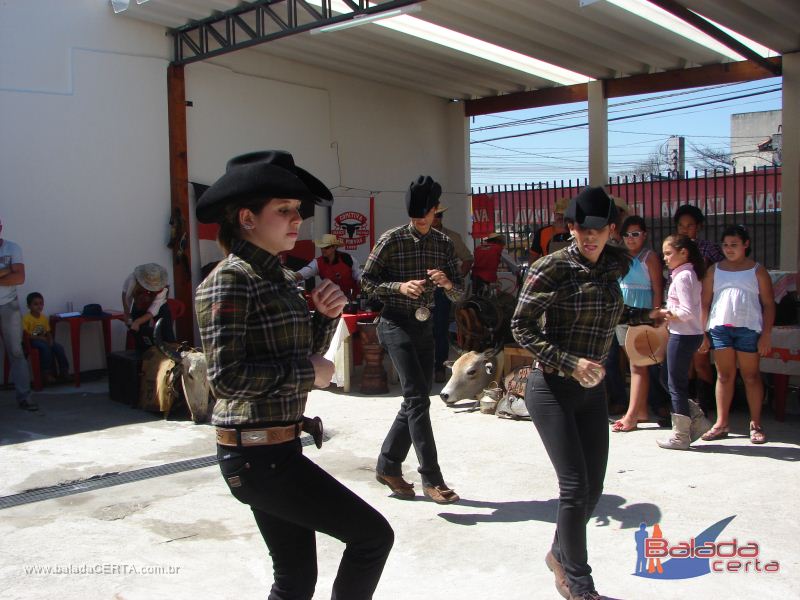 Balada: 1 Queima do Alho no Taa Cheia