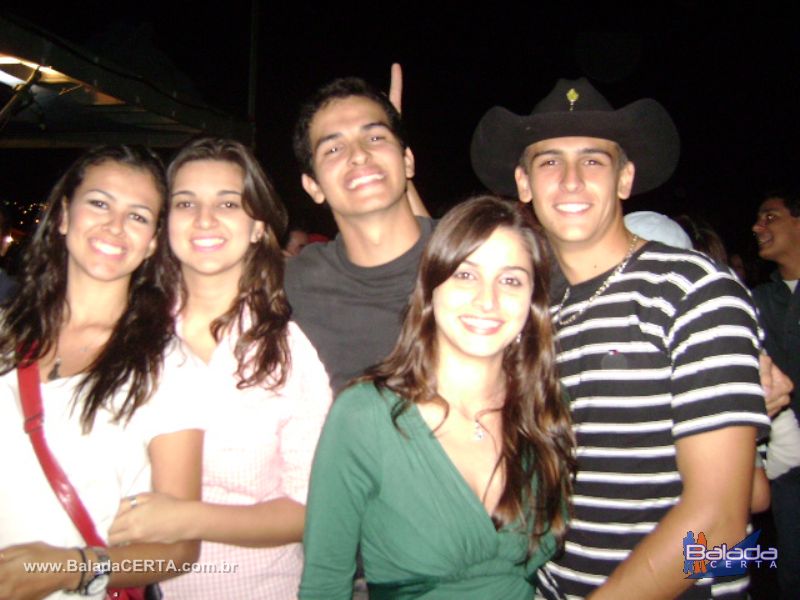 Balada: Fotos da Festa Gino e Geno no Camaru 2009 em Uberlandia/MG