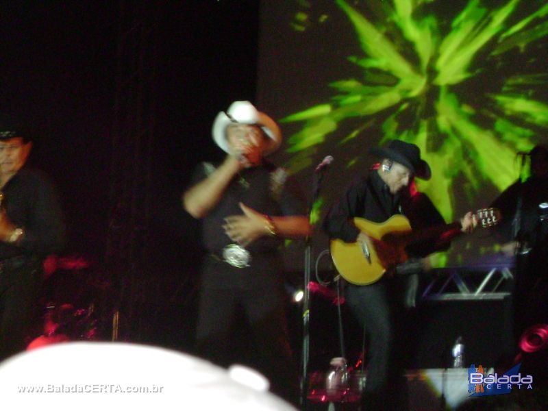 Balada: Fotos da Festa Gino e Geno no Camaru 2009 em Uberlandia/MG