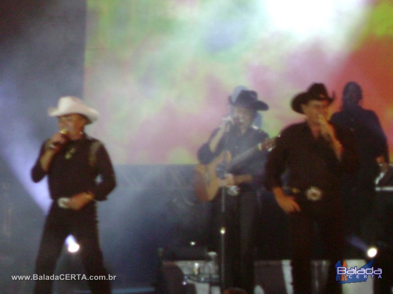 Balada: Fotos da Festa Gino e Geno no Camaru 2009 em Uberlandia/MG