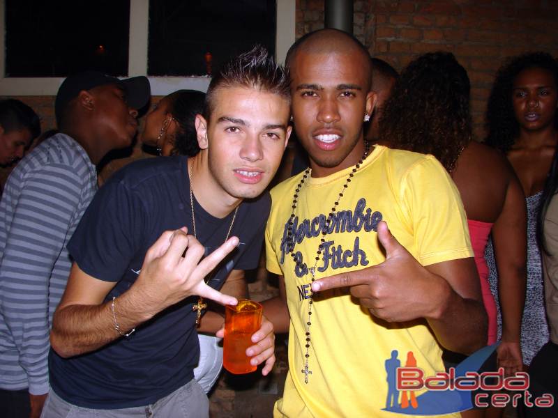 Balada: Show do Belo no Santa Clara