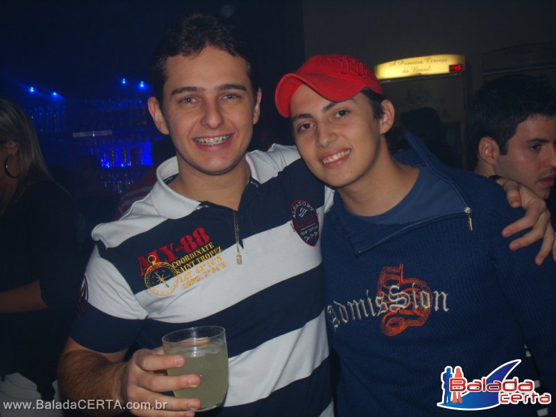 Balada: Fotos de Sexta no Vitorios Hall em Uberlandia/MG