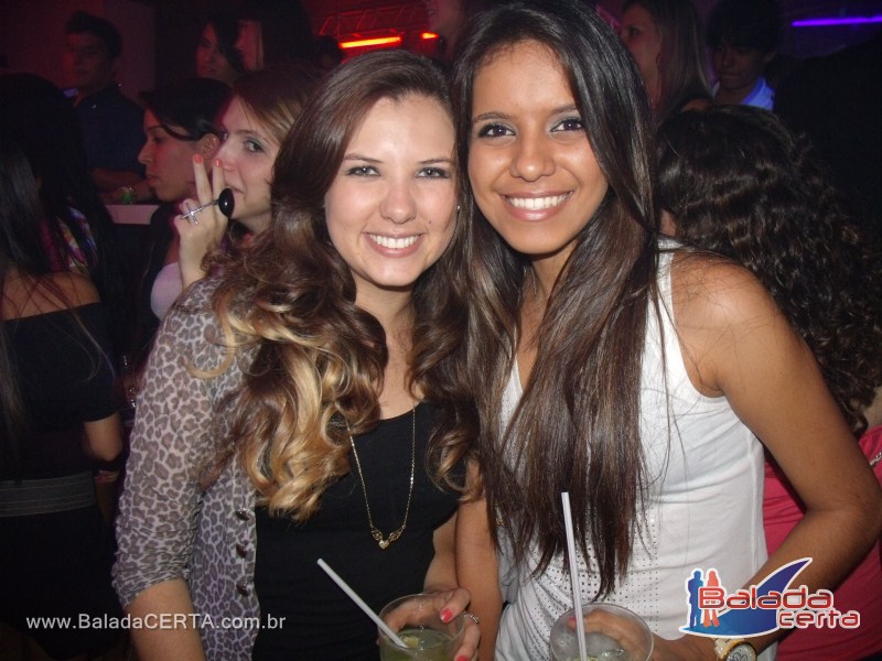 Balada: Fotos de Sexta no Vitorios Hall