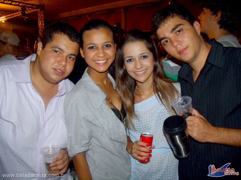 Balada: Fotos do Show Gusttavo Lima