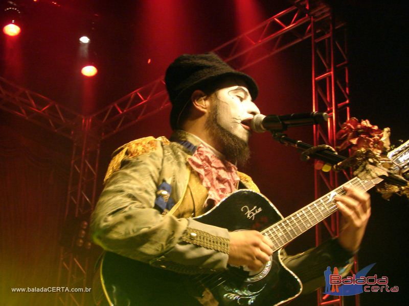 Balada: Show do Teatro Mgico